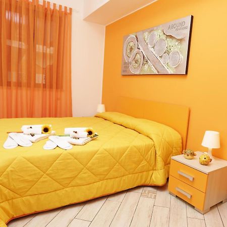 Capo D'Orlando Apartments Bagian luar foto