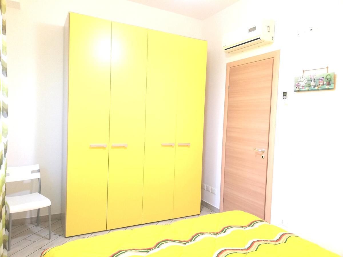 Capo D'Orlando Apartments Bagian luar foto