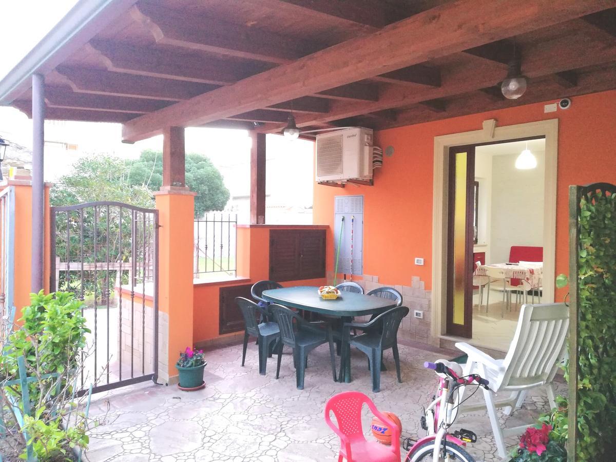 Capo D'Orlando Apartments Bagian luar foto