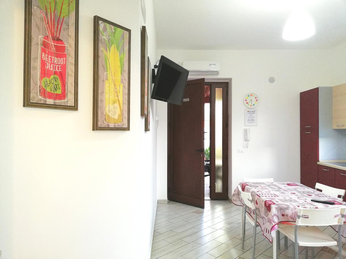 Capo D'Orlando Apartments Bagian luar foto