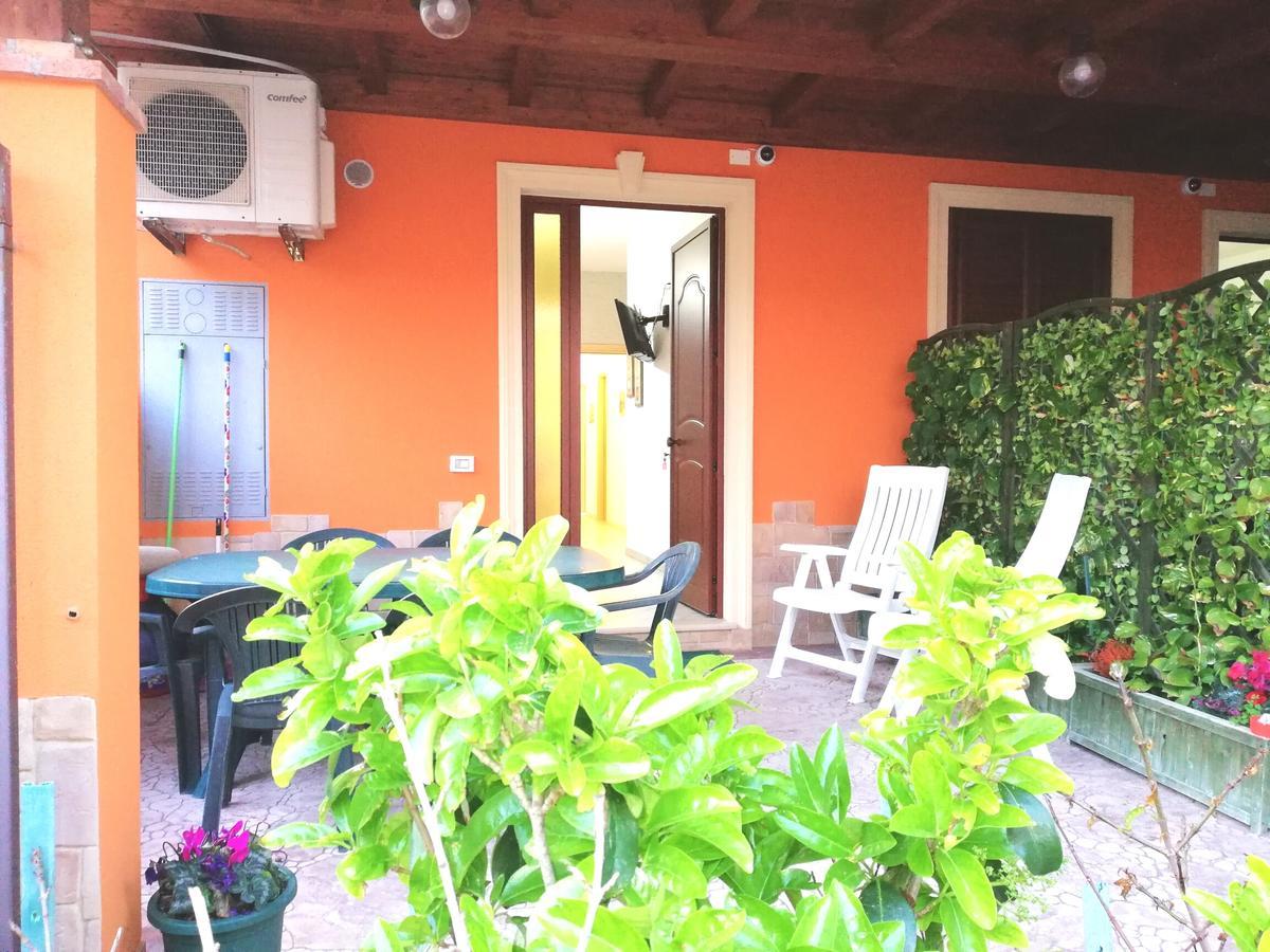 Capo D'Orlando Apartments Bagian luar foto