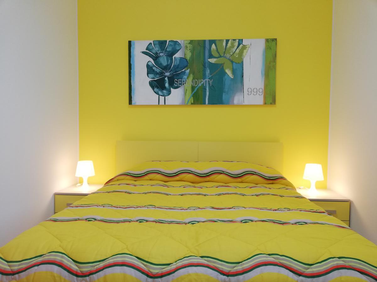 Capo D'Orlando Apartments Bagian luar foto