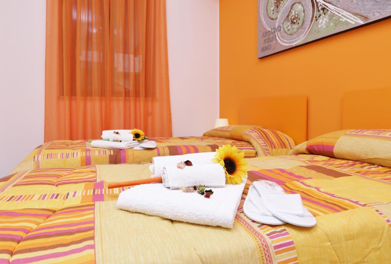 Capo D'Orlando Apartments Bagian luar foto
