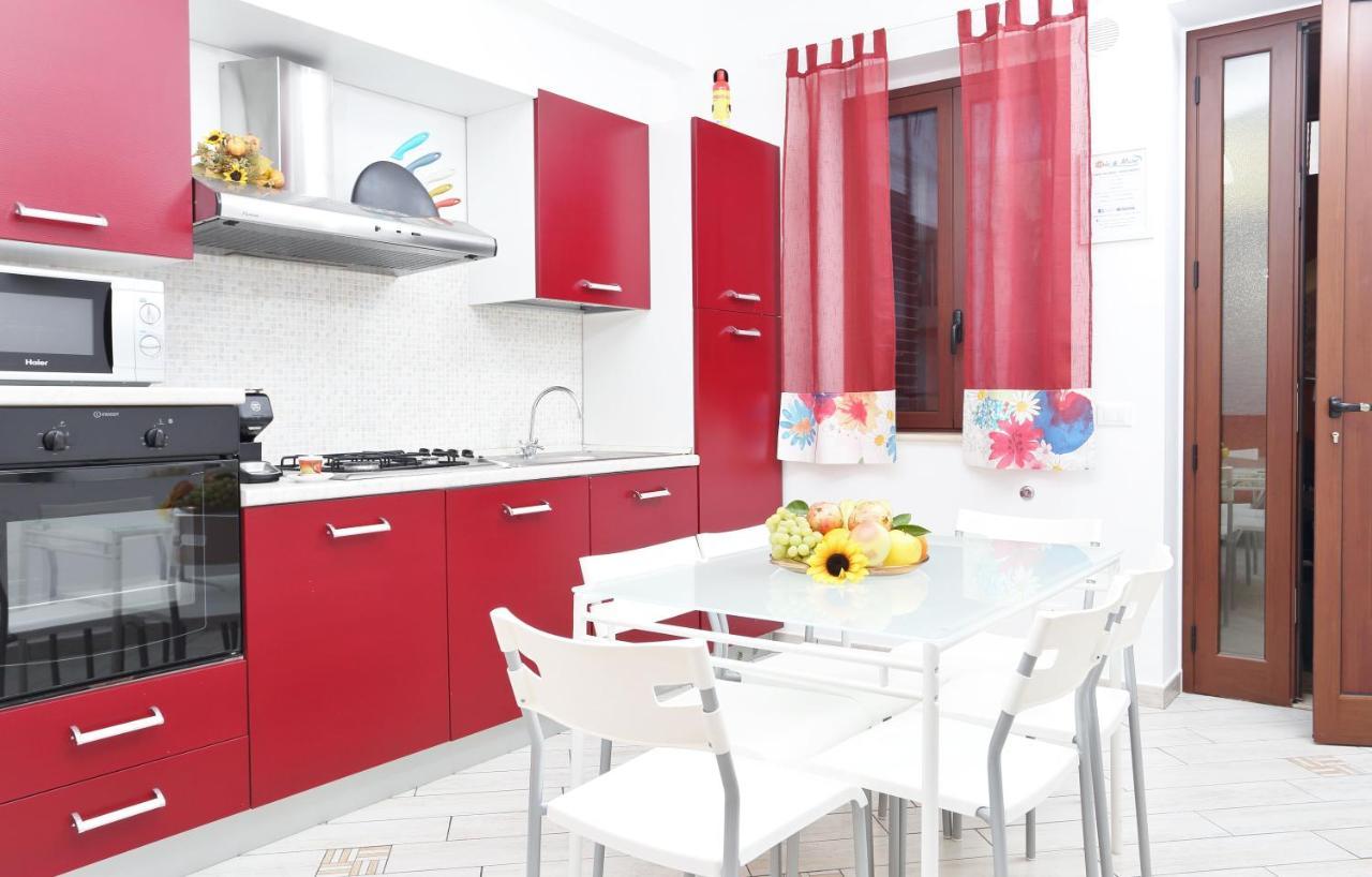 Capo D'Orlando Apartments Bagian luar foto