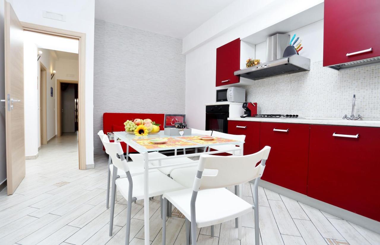 Capo D'Orlando Apartments Bagian luar foto