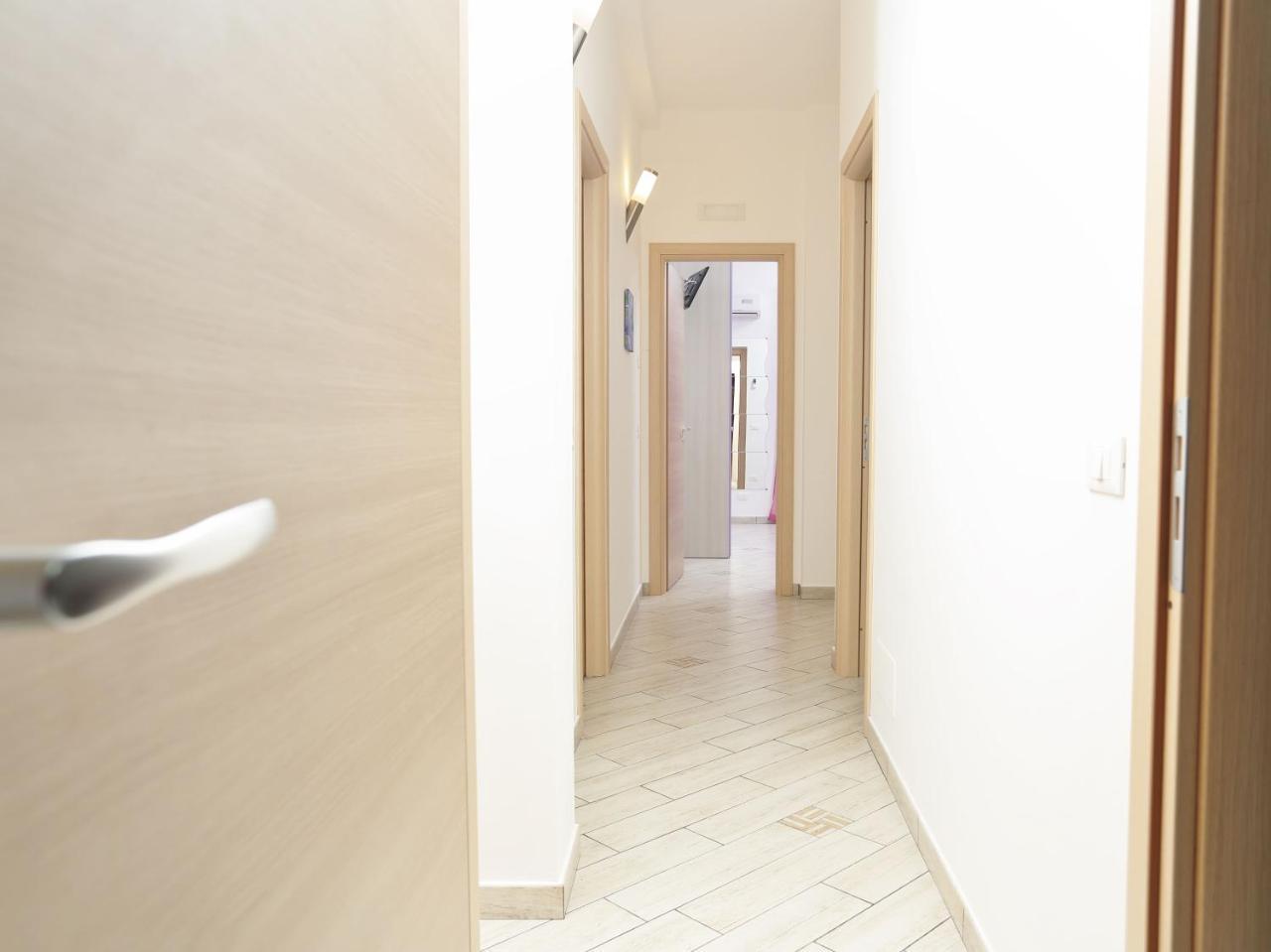 Capo D'Orlando Apartments Bagian luar foto
