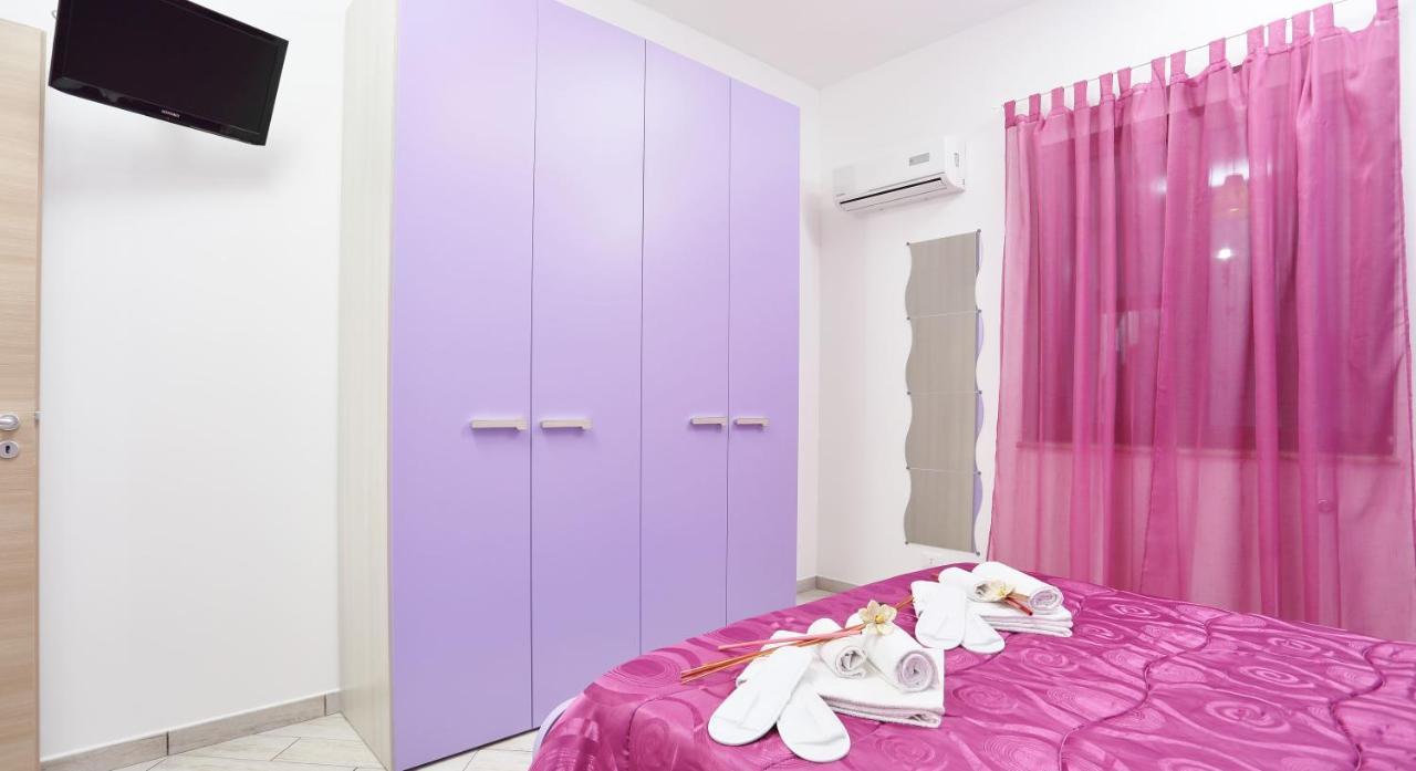 Capo D'Orlando Apartments Bagian luar foto
